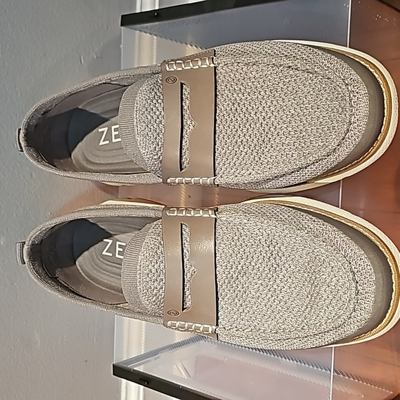 Cole haan zerogrand stitchlite loafer gray/white/orange